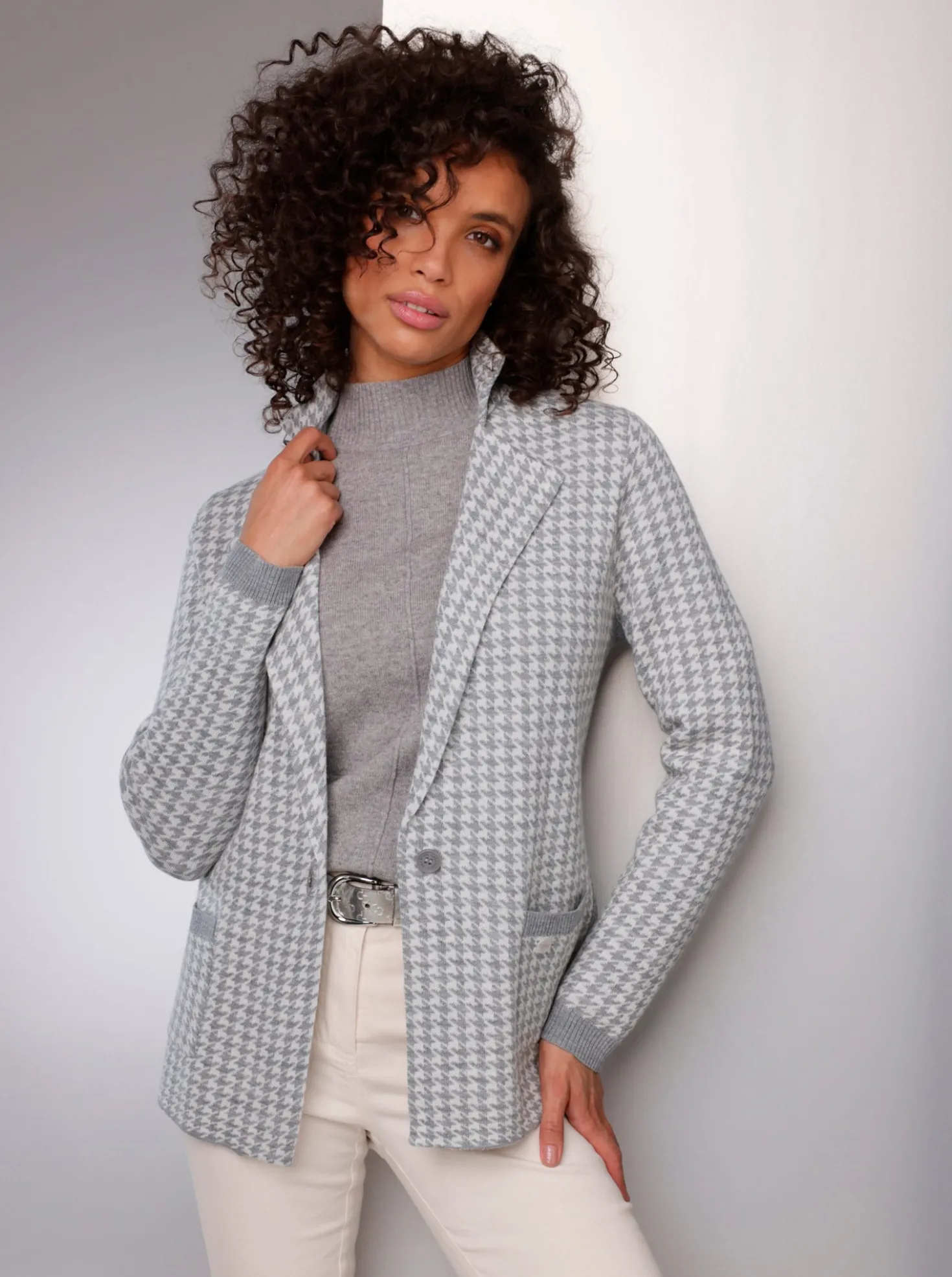 Strickjacke mit 1-Knopf-Verschluss