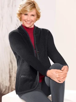 Strickjacke mit Perlfang-Muster