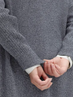 Strickjacke mit Schalkragen
