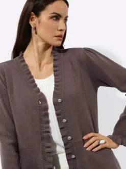Strickjacke mit Schößchen