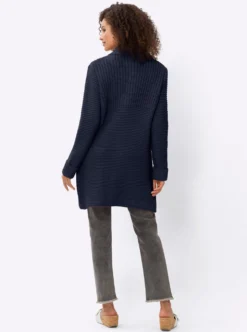 Strickjacke mit Stehkragen