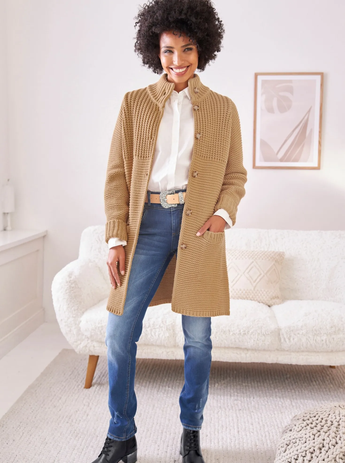 Strickjacke mit Stehkragen