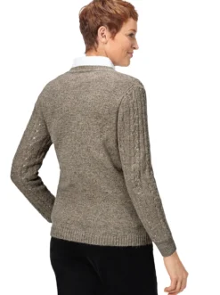 Strickjacke mit Ton-in-Ton-Knöpfen