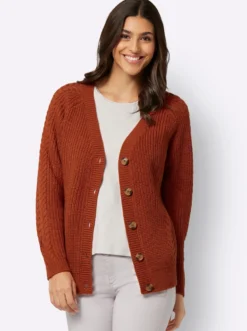 Strickjacke mit Zopfmuster