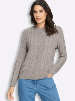 Strickpullover im Mustermix
