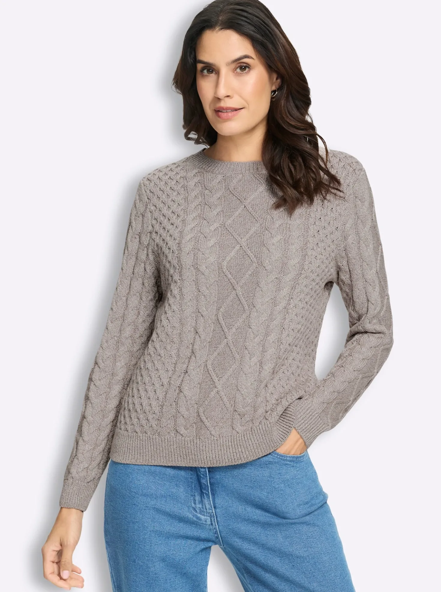 Strickpullover im Mustermix