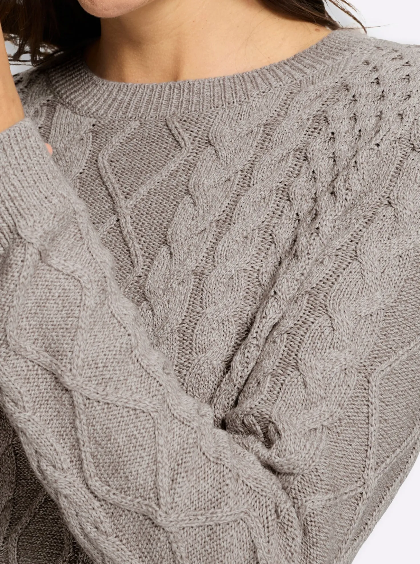 Strickpullover im Mustermix