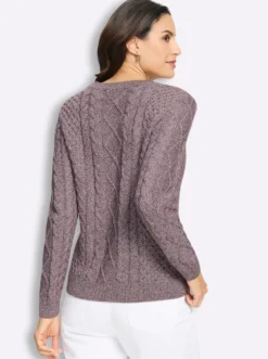 Strickpullover im Mustermix