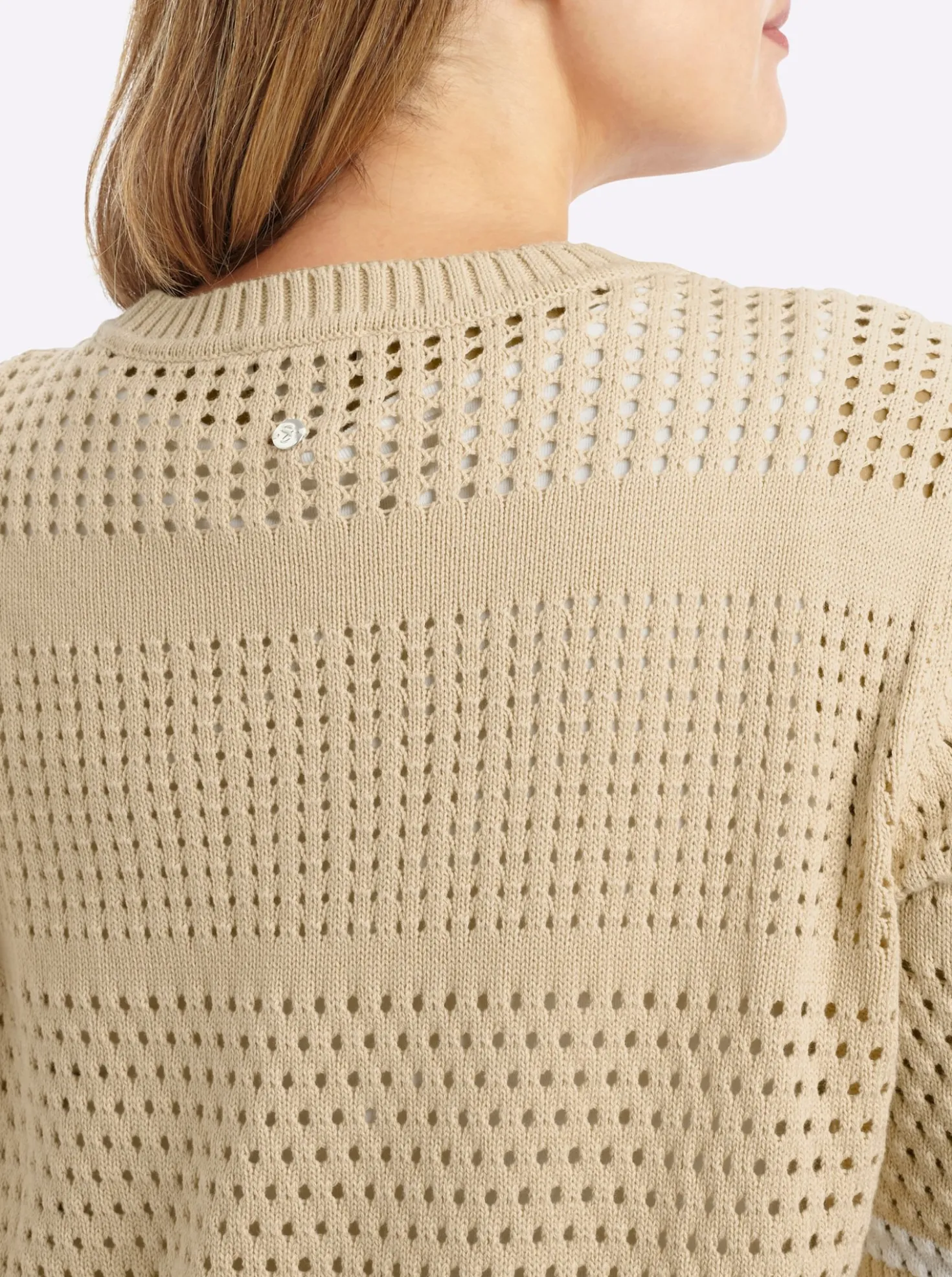 Strickpullover mit Kontraststreifen an den Halbarmen