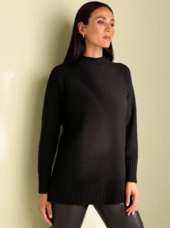 Strickpullover mit Zierknopfleiste im Rücken