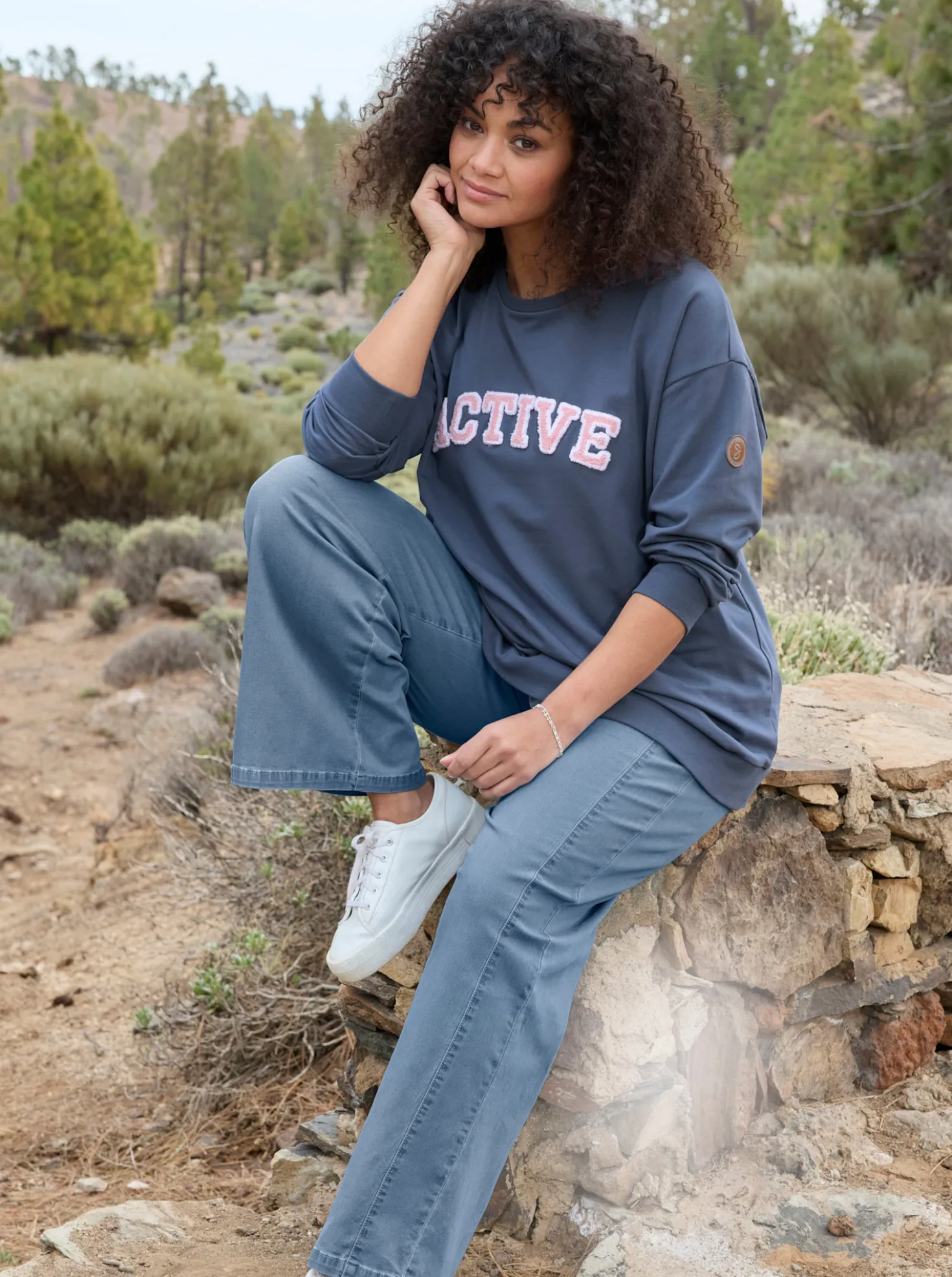 Sweatshirt mit Flockprint