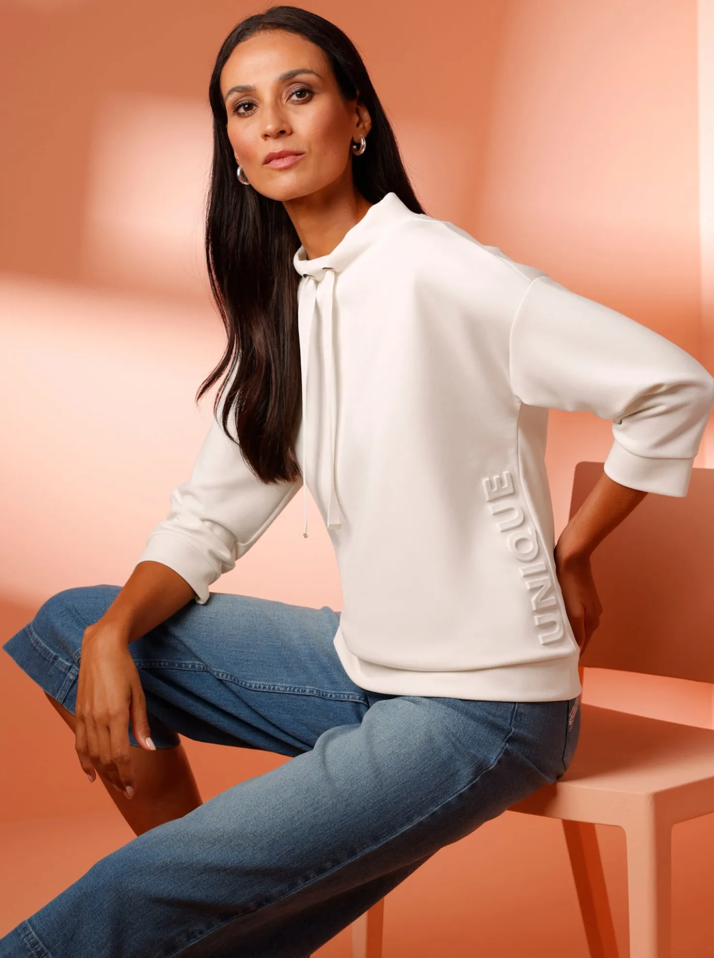 Sweatshirt mit halsfernem Stehkragen