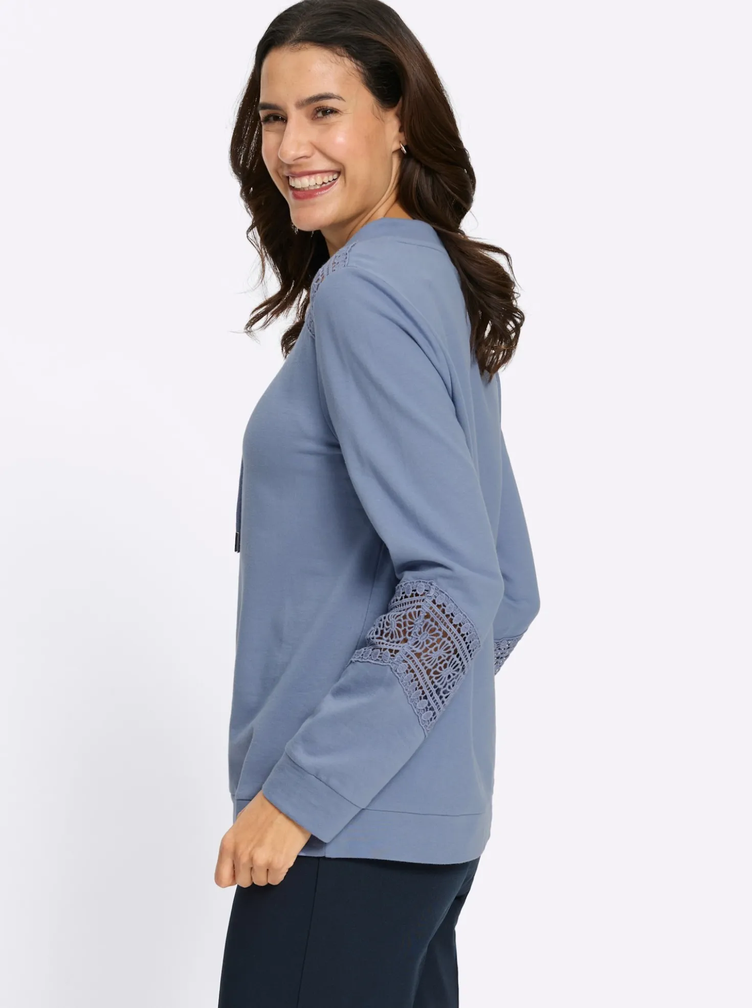 Sweatshirt mit Spitzeneinsatz