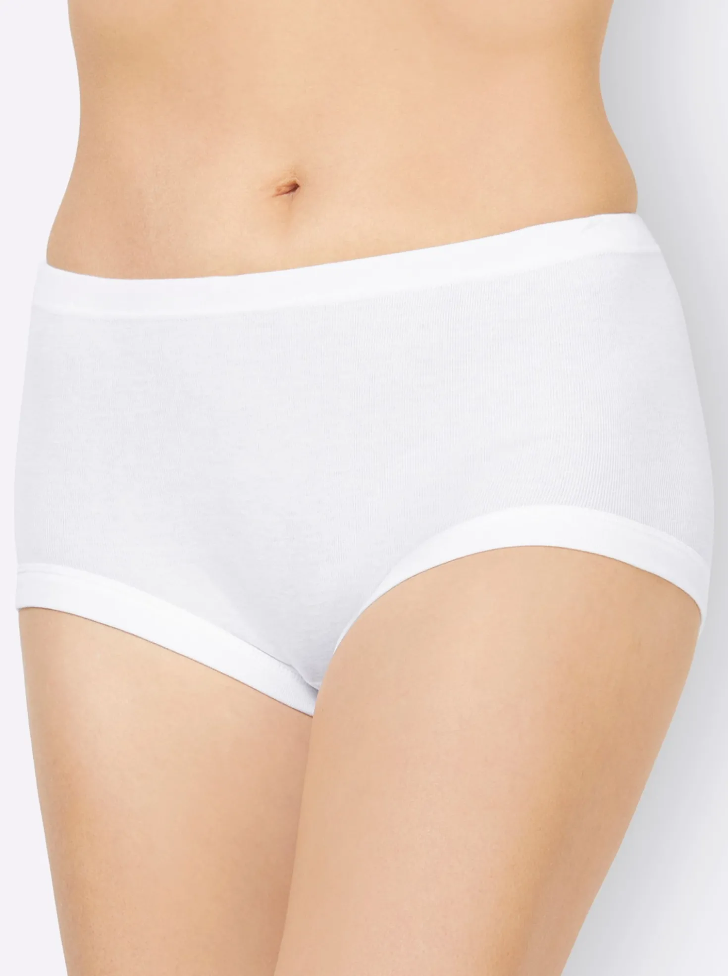 Taillenslip mit elastischen Rippbündchen