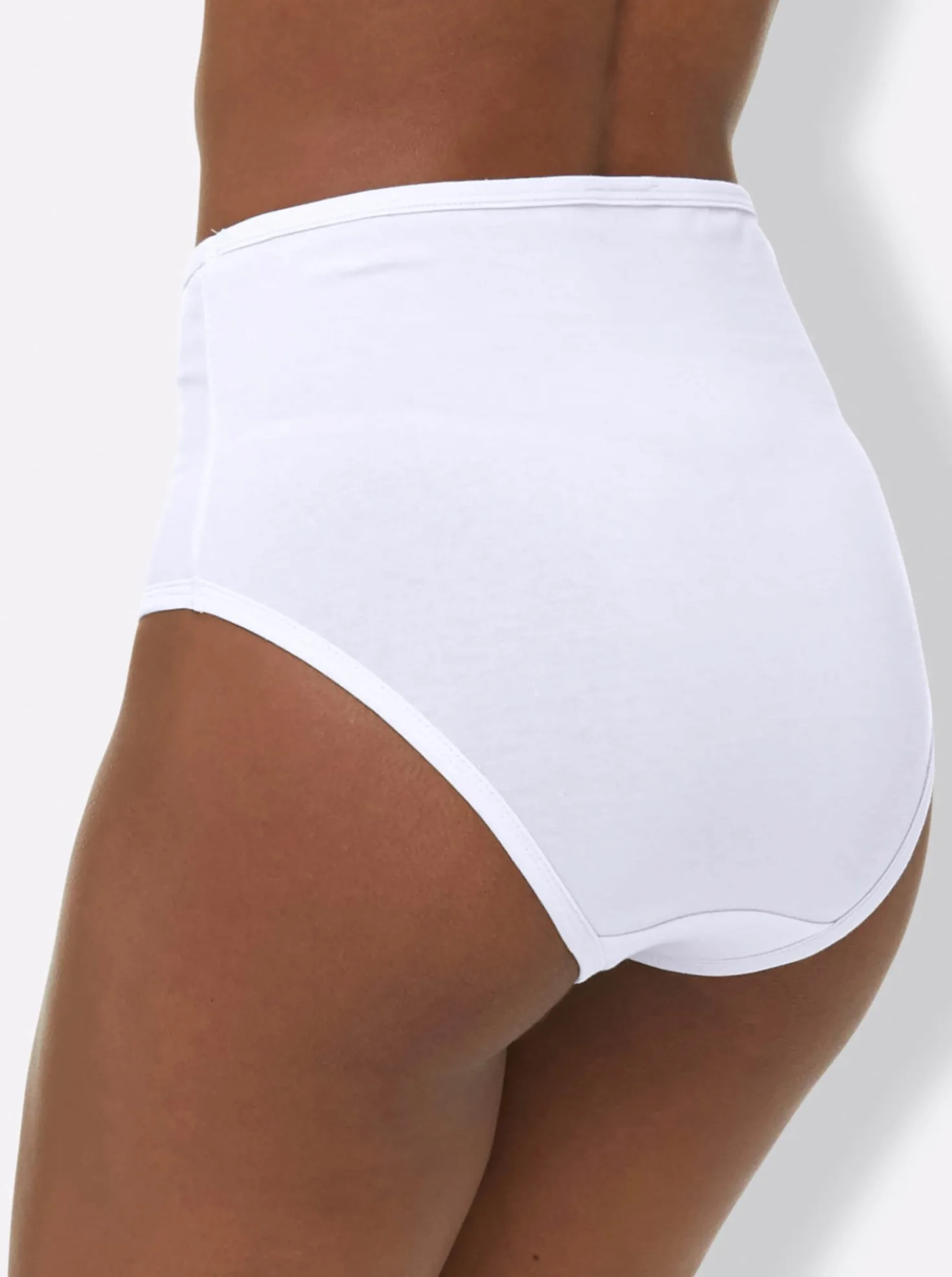 Taillenslip mit elastischen Beinabschlüssen