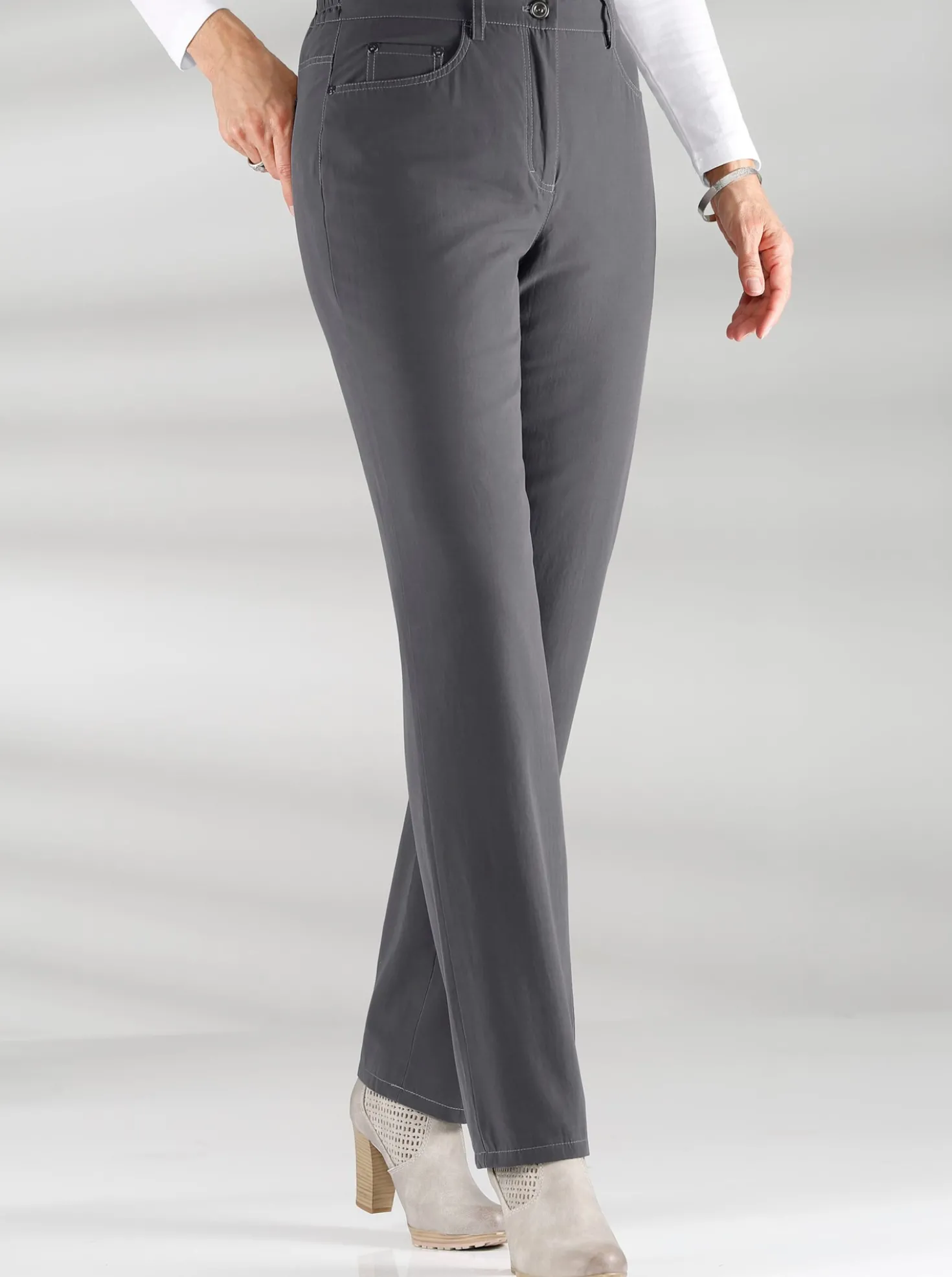 Thermohose mit kariertem Futter