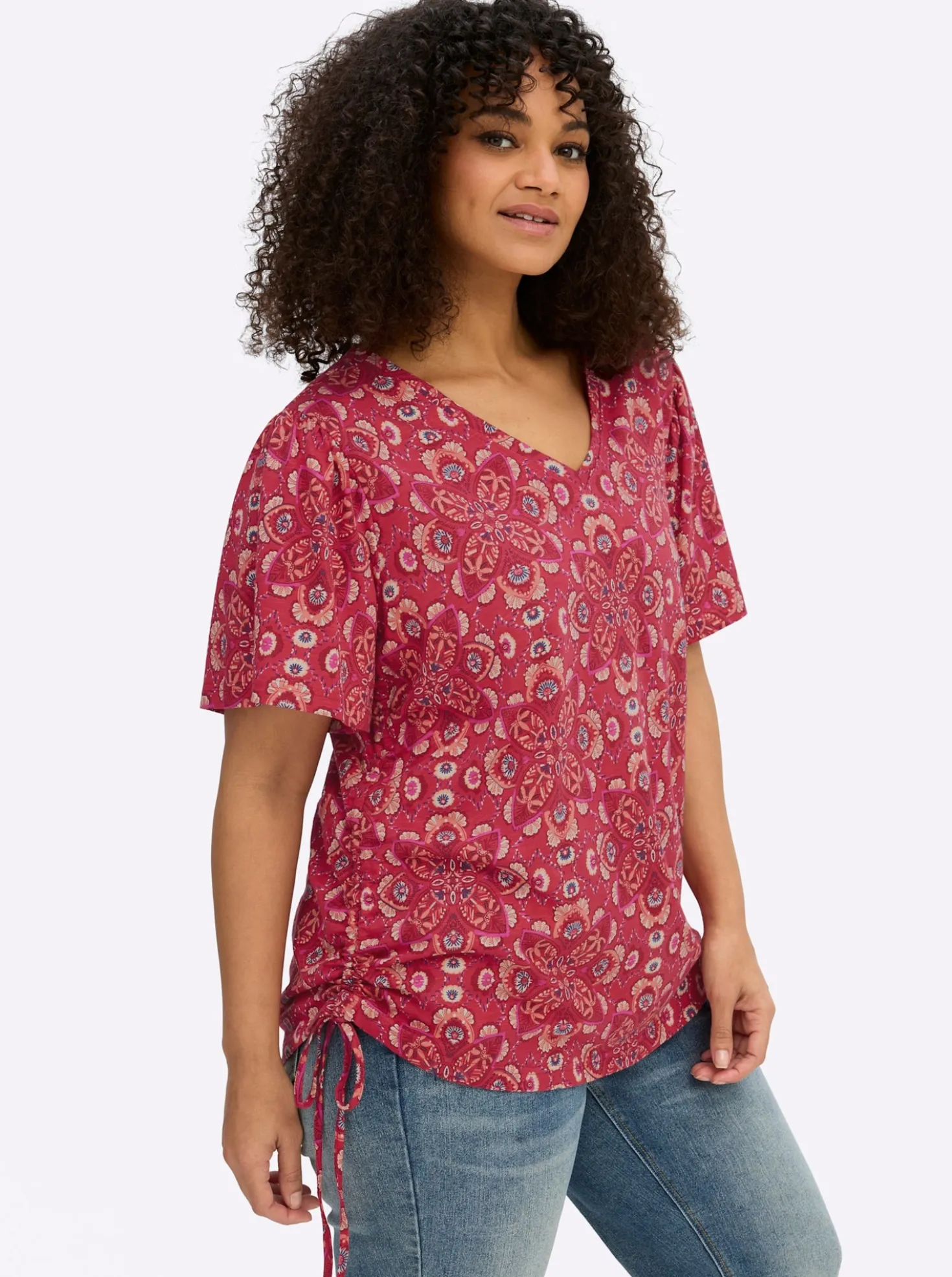T-Shirt mit seitlicher Raffung
