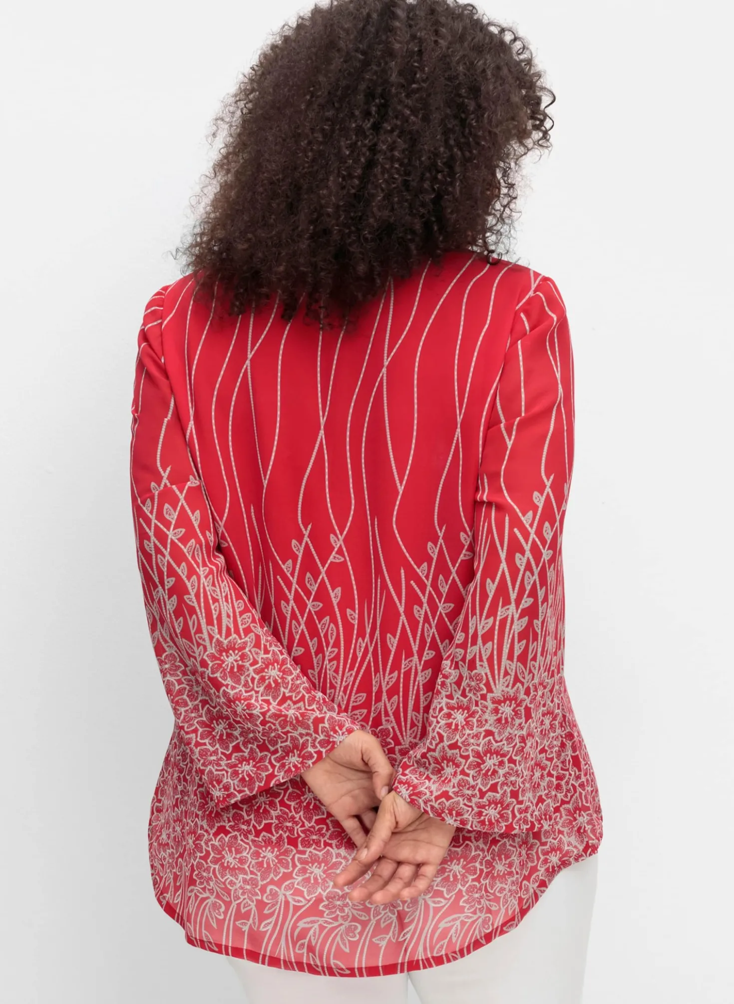 Tunika aus Chiffon, mit Untershirt