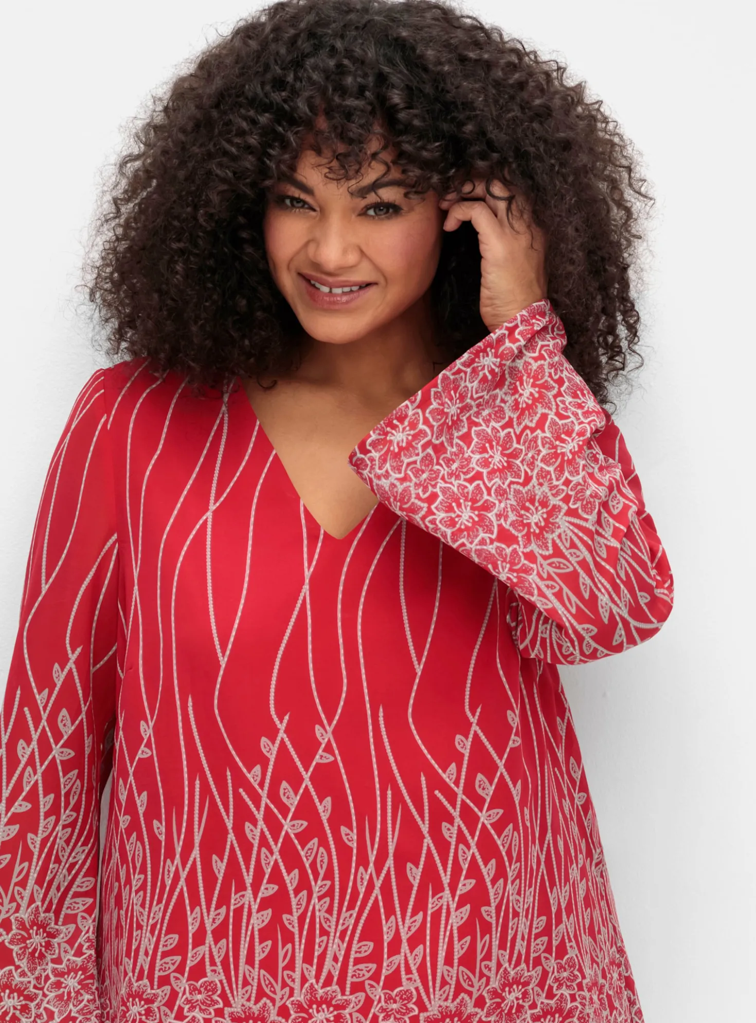 Tunika aus Chiffon, mit Untershirt