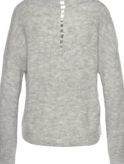 V-Ausschnitt-Pullover