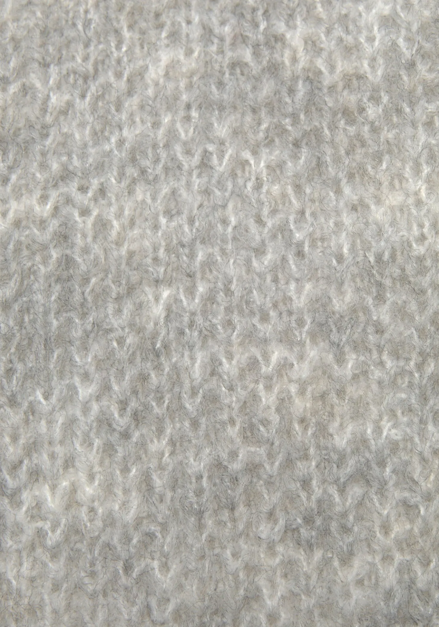 V-Ausschnitt-Pullover