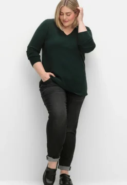 V-Ausschnitt-Pullover in flauschiger Qualität