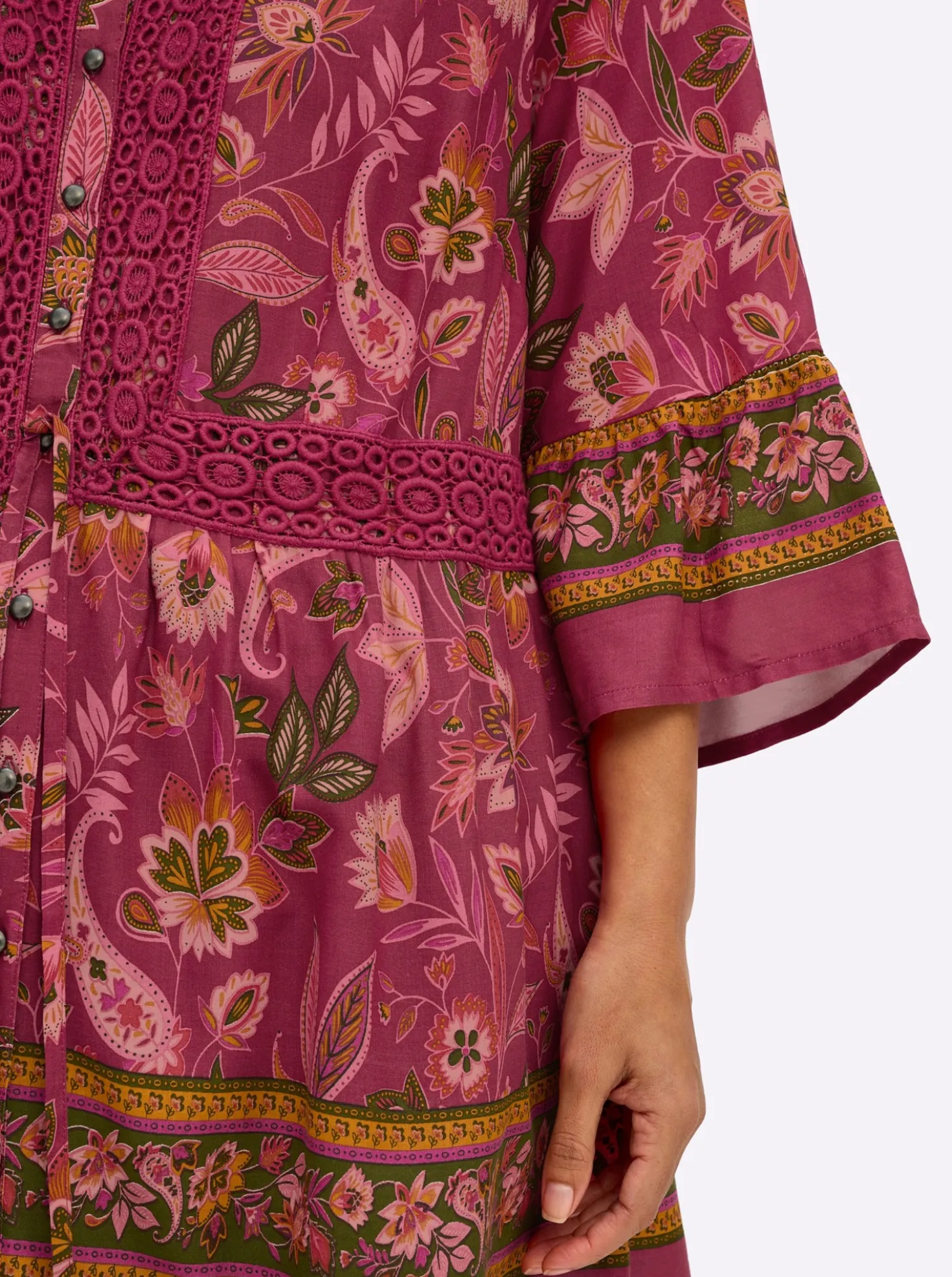 Volantbluse mit floralem Alloverdruck