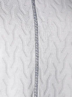 V-Shirt in Jersey-Jacquard-Qualität